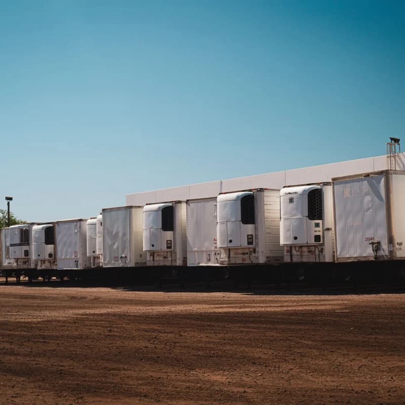 Refrigerated transport equipment used for controlled-temperature freight